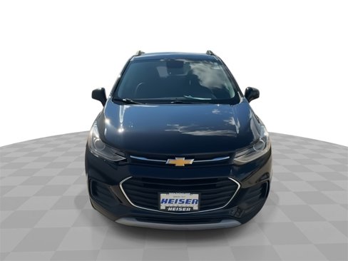 Used 2020 Chevrolet Trax LT w/ Driver Confidence Package image 3