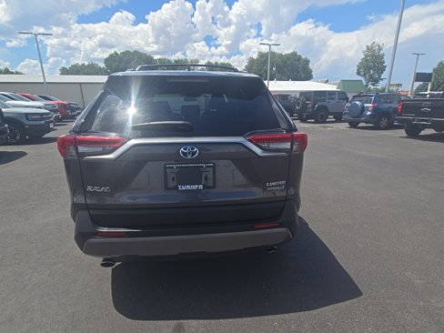 Used 2019 Toyota RAV4 Limited image 4