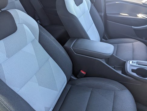 Used 2025 Chevrolet Trax RS w/ Driver Confidence Package image 5