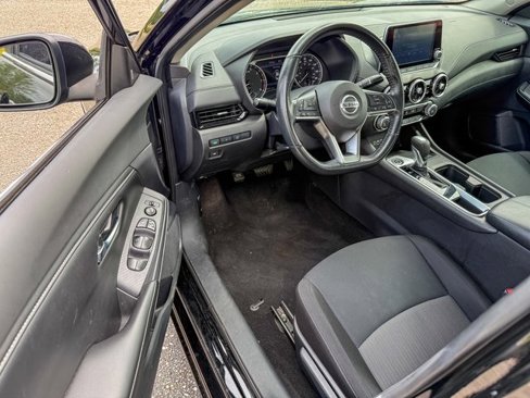 Used 2022 Nissan Sentra SV image 8
