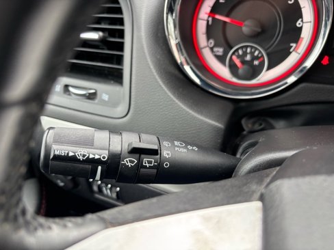 Used 2018 Dodge Grand Caravan GT image 26