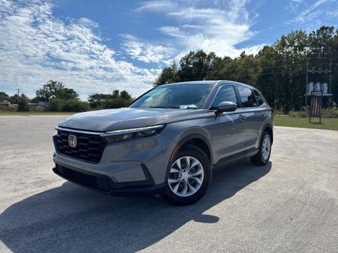 Used 2023 Honda CR-V LX image 2
