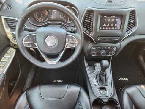Used 2019 Jeep Cherokee Latitude Plus image 15