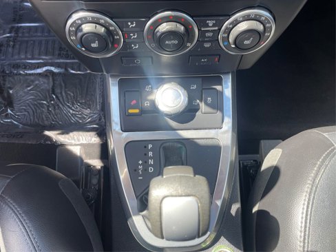Used 2012 Land Rover LR2 HSE image 38