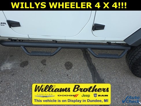 Used 2017 Jeep Wrangler Unlimited Sport image 11