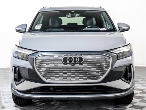 Used 2023 Audi Q4 e-tron Premium Plus image 8