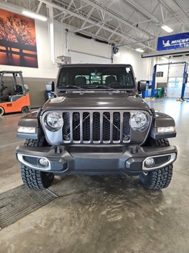 Used 2021 Jeep Gladiator Sport image 3