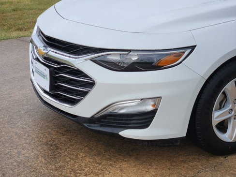 Used 2020 Chevrolet Malibu LS image 11