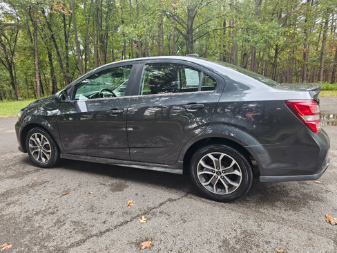 Used 2020 Chevrolet Sonic LT w/ Convenience Package image 9