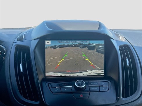 Used 2019 Ford Escape SE image 13