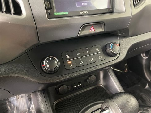 Used 2012 Kia Sportage LX image 9