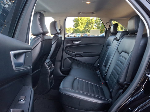Used 2023 Ford Edge SEL image 10