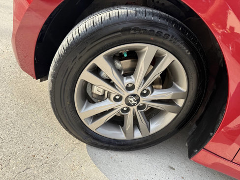 Used 2018 Hyundai Elantra SEL image 21