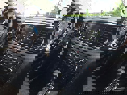 Used 2020 Kia Sportage LX image 8