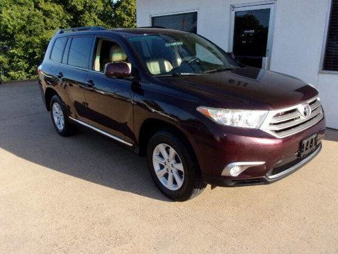Used 2012 Toyota Highlander FWD image 5