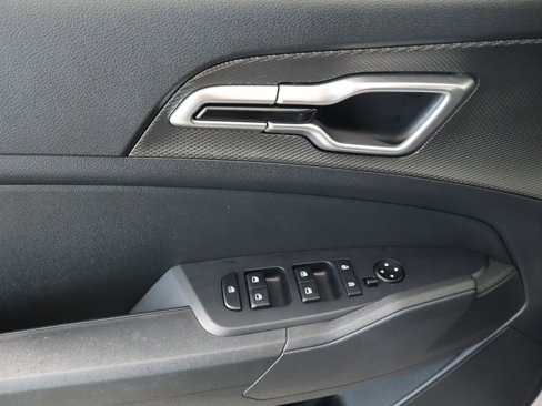 Used 2024 Kia Sportage LX image 23