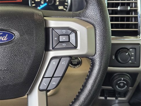 Used 2016 Ford F150 Lariat w/ Equipment Group 502A Luxury image 29