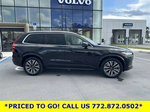 Used 2022 Volvo XC90 T6 Momentum w/ Protection Package Premier image 5