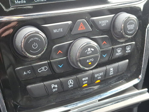 Used 2021 Jeep Grand Cherokee Trailhawk w/ Trailhawk Luxury Group image 18