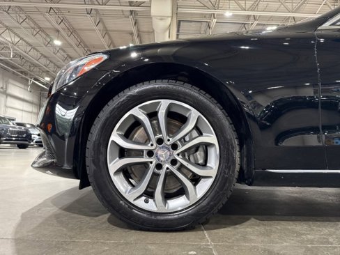 Used 2015 Mercedes-Benz C 300 4MATIC Sedan image 17