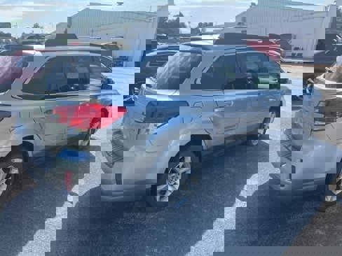 Used 2013 Subaru Outback 3.6R Limited image 7