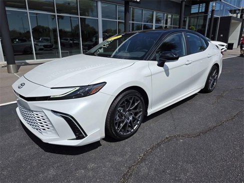 Used 2025 Toyota Camry XSE image 26