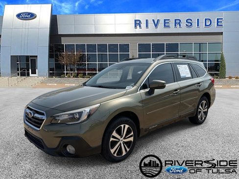 Used 2018 Subaru Outback 2.5i Limited image 1