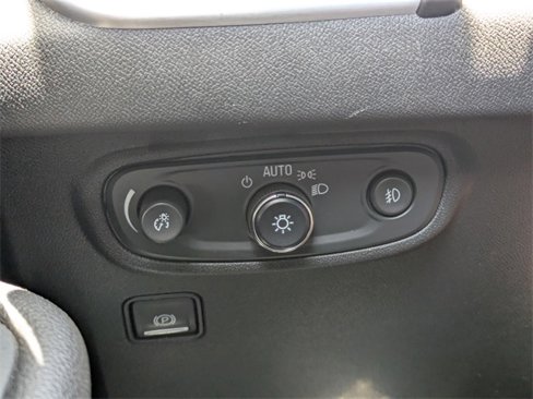 Used 2020 GMC Terrain SLT image 26