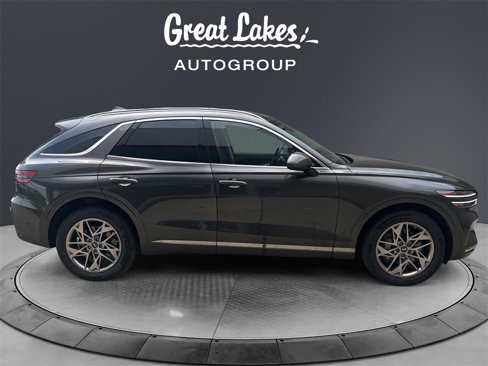 Used 2025 Genesis GV70 2.5T w/ Select Package image 6