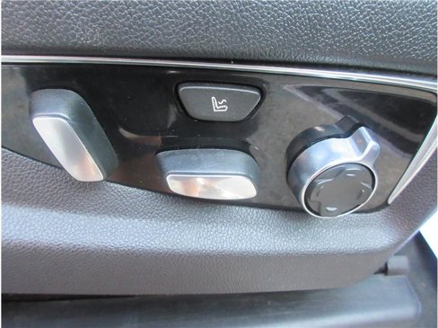 Used 2017 Cadillac Escalade Platinum image 26