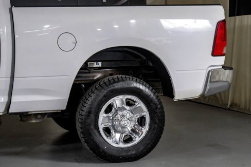 Used 2018 RAM 2500 Tradesman w/ Chrome Appearance Group image 13