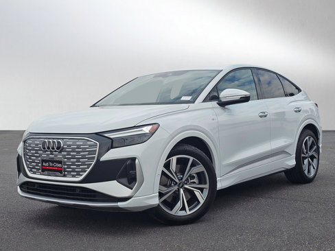 Used 2024 Audi Q4 e-tron Premium Plus image 1