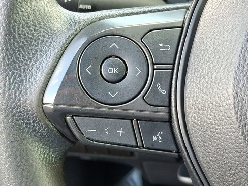 Used 2024 Toyota Corolla LE image 17