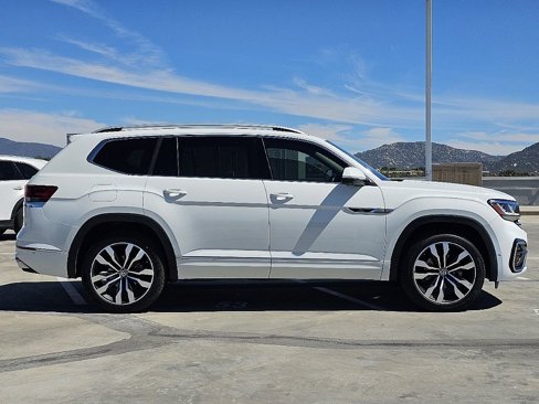 Used 2021 Volkswagen Atlas SEL Premium image 22