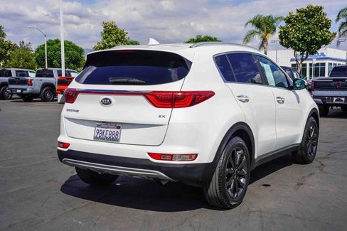 Used 2018 Kia Sportage EX w/ EX Sport Appearance Package image 7