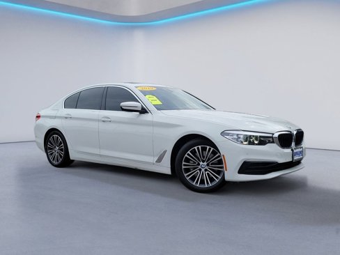 Used 2019 BMW 530i xDrive image 2