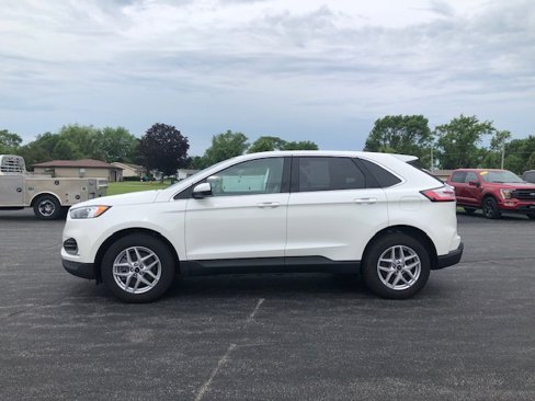 Used 2023 Ford Edge SEL w/ Convenience Package image 2