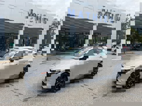 Used 2024 MAZDA MAZDA3 Hatchback w/Premium Plus Pkg image 1