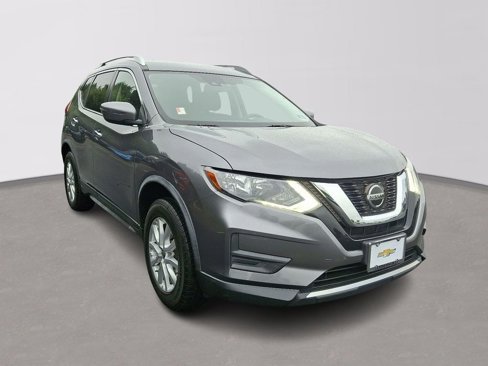Used 2019 Nissan Rogue SV image 3