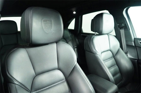 Used 2022 Porsche Macan image 64