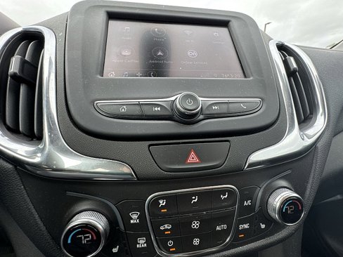 Certified 2020 Chevrolet Equinox LT image 22