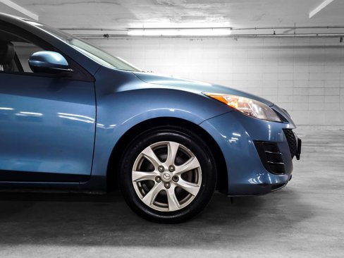Used 2010 MAZDA MAZDA3 i Touring image 19