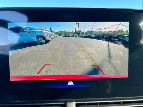 New 2025 Chevrolet Trax RS w/ Sunroof Package image 15