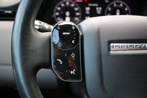 Used 2020 Land Rover Discovery Sport SE image 20
