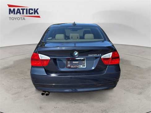 Used 2007 BMW 328xi Sedan image 12