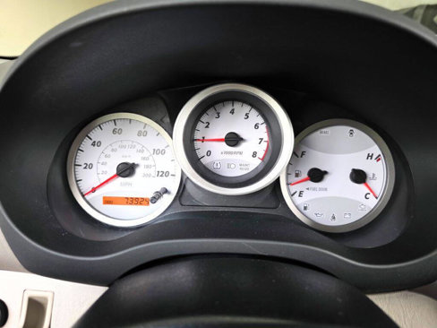 Used 2004 Toyota RAV4 2WD image 6