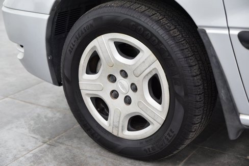 Used 2007 Ford Freestar SE image 27