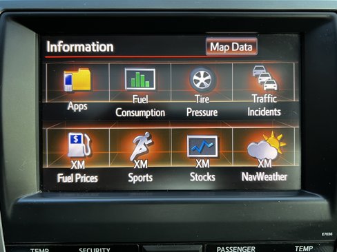 Used 2012 Toyota Camry XLE image 24