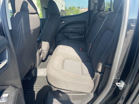 Used 2019 Chevrolet Colorado LT w/ Redline Special Edition image 18