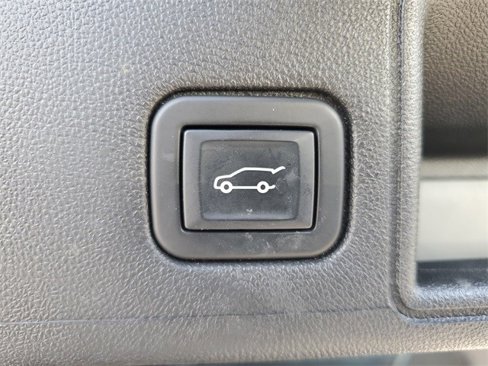Certified 2022 GMC Terrain SLE w/ Driver Convenience Package image 29